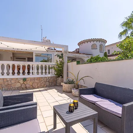 Nyaraló Agradable Casa Al Canal Con Piscina - Hisp-289-51 Empuriabrava