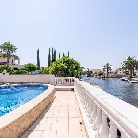 Agradable Casa Al Canal Con Piscina - Hisp-289-51 Nyaraló *