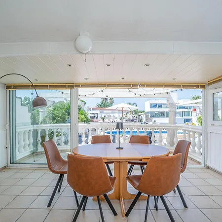 Agradable Casa Al Canal Con Piscina - Hisp-289-51