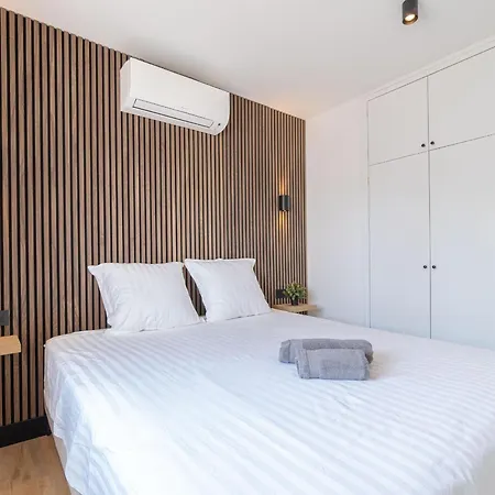 Agradable Casa Al Canal Con Piscina - Hisp-289-51 Nyaraló